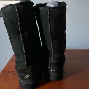 Tall black UGG boots size 6
